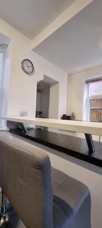 Silver Serenity Stoke-on-Trent Exterior foto